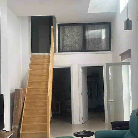 Apartment Flat 1 *